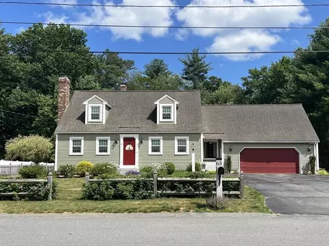 63 Hanscom Ave, Haverhill, MA 01830