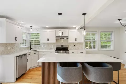 35 Spofford, Georgetown, MA 01833