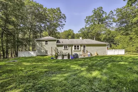 334 Mendon Rd, Northbridge, MA 01534 photo 28