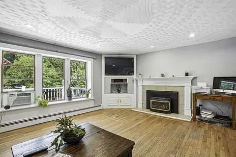 334 Mendon Rd, Northbridge, MA 01534 photo 6