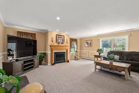 57 Eagle Dr, Dudley, MA 01571 photo 17