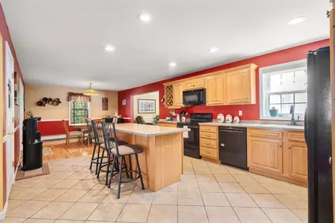 57 Eagle Dr, Dudley, MA 01571 photo 10