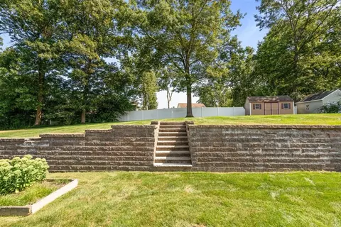 57 Eagle Dr, Dudley, MA 01571 photo 39