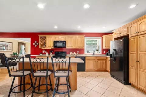 57 Eagle Dr, Dudley, MA 01571 photo 9
