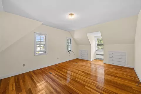 Bedroom - 10 Trinity Ave, Worcester, MA 01605 photo 1 of 6