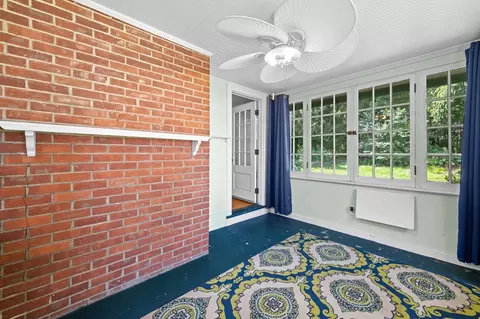 Exterior - 10 Trinity Ave, Worcester, MA 01605 photo 2 of 6