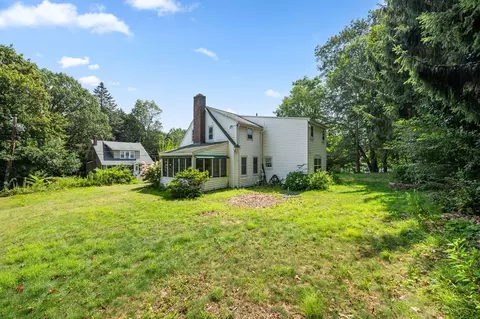 Exterior - 10 Trinity Ave, Worcester, MA 01605 photo 6 of 6