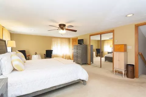 Bedroom - 3 Jay Dr, Framingham, MA 01701 photo 2 of 6