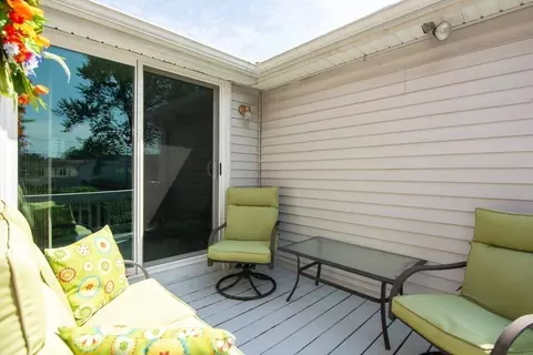 Exterior - 3 Jay Dr, Framingham, MA 01701 photo 6 of 11