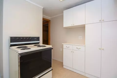 Kitchen - 3 Jay Dr, Framingham, MA 01701 photo 3 of 3