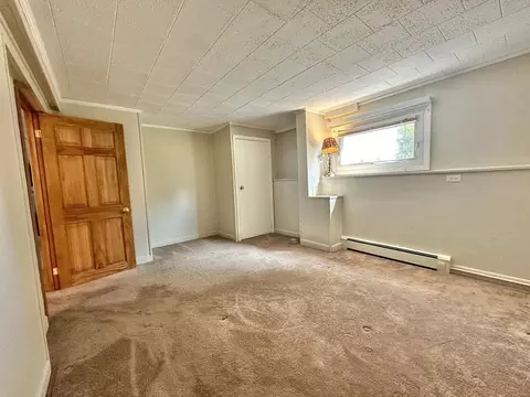 Bedroom - 3 Jay Dr, Framingham, MA 01701 photo 6 of 6