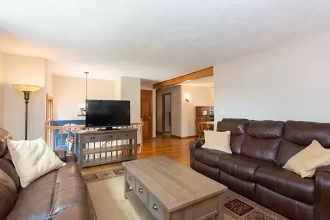 Other - 3 Jay Dr, Framingham, MA 01701 photo 2 of 8