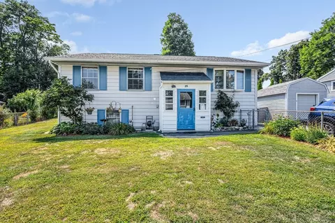 25 Arlene Rd, Lowell, MA 01851