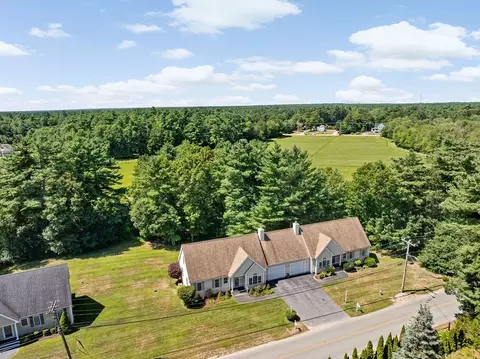 72 Papermill Rd #72, Wareham, MA 02576