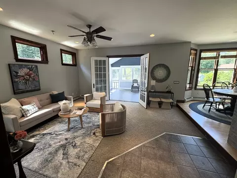 Living - 165 Blackstone St, Mendon, MA 01756 photo 5 of 5