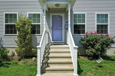 24 Porter St, Springfield, MA 01104 photo 5