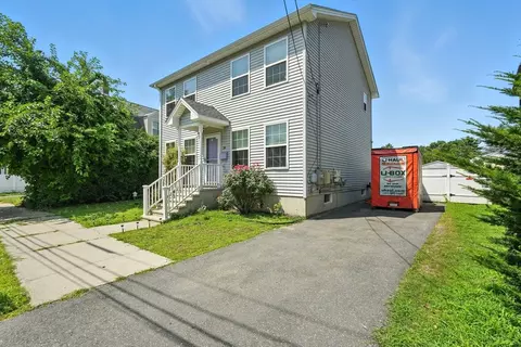 24 Porter St, Springfield, MA 01104 photo 3
