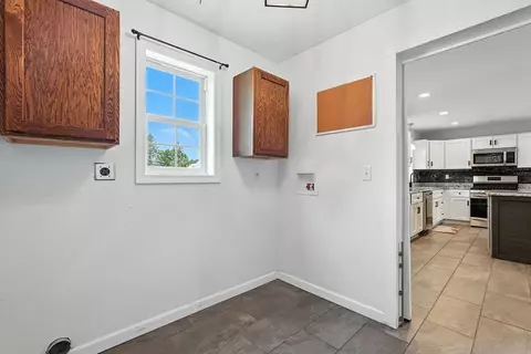 24 Porter St, Springfield, MA 01104 photo 18