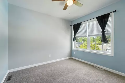 24 Porter St, Springfield, MA 01104 photo 28