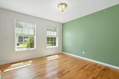 24 Porter St, Springfield, MA 01104 photo 10