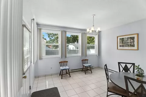 200 Ellsworth Ave, Springfield, MA 01118 photo 8