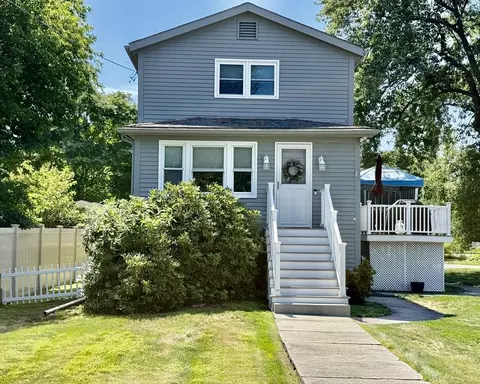 30 Greenfield St, Worcester, MA 01604