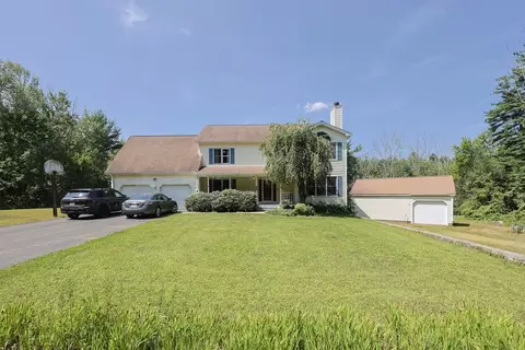 557 North Ln, Granville, MA 01034