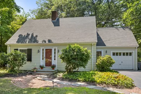 38 Wachusett Dr, Lexington, MA 02421