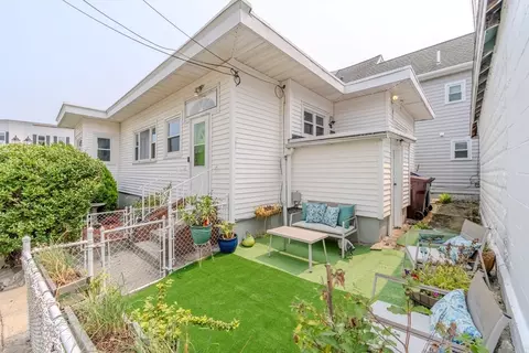 Exterior - 406 Ferry St, Everett, MA 02149 photo 3 of 4