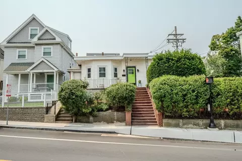 Exterior - 406 Ferry St, Everett, MA 02149 photo 1 of 4