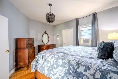 Bedroom - 406 Ferry St, Everett, MA 02149 photo 2 of 6