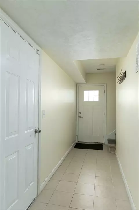 39 Sigel St, Worcester, MA 01610 photo 17