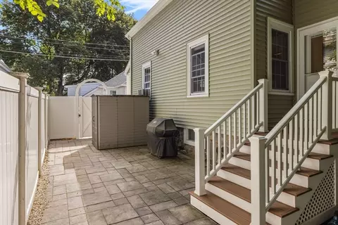 Exterior - 4 Webster Ct, Stoneham, MA 02180 photo 5 of 5