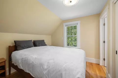 Bedroom - 4 Webster Ct, Stoneham, MA 02180 photo 3 of 3