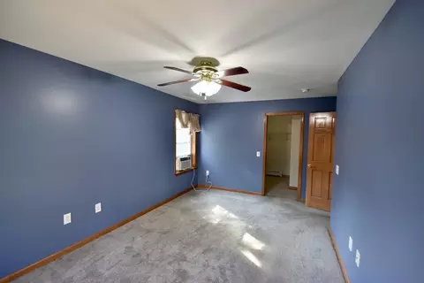 375 Thompson Rd, Webster, MA 01570 photo 12