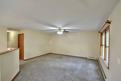 375 Thompson Rd, Webster, MA 01570 photo 10