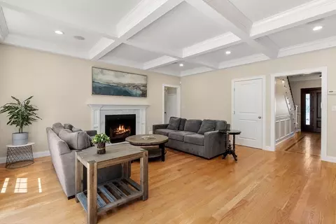 18 Patton Rd, Wellesley, MA 02482 photo 6