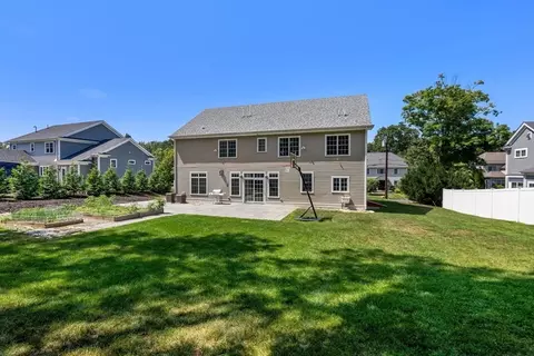 18 Patton Rd, Wellesley, MA 02482 photo 3