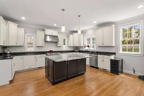 18 Patton Rd, Wellesley, MA 02482 photo 11