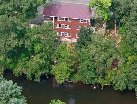 2653 Providence Rd, Northbridge, MA 01534