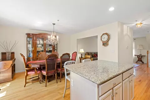 35 Collins St #87, Danvers, MA 01923 photo 3