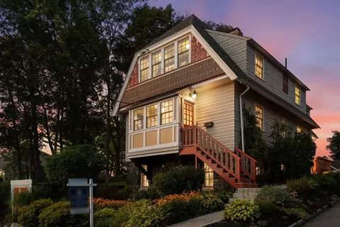109 Crescent Hill Ave, Arlington, MA 02474