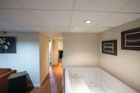 66 Brigham Rd, Worcester, MA 01609 photo 30