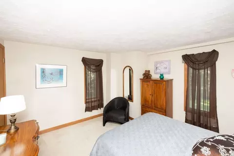 66 Brigham Rd, Worcester, MA 01609 photo 13