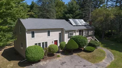 66 Brigham Rd, Worcester, MA 01609