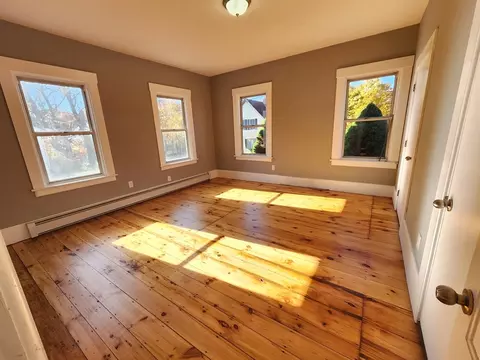 94-98 Maple St, Gardner, MA 01440 photo 18