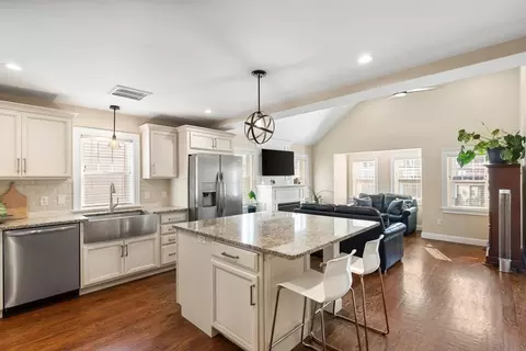 23 Locust St #2, Danvers, MA 01923 photo 6