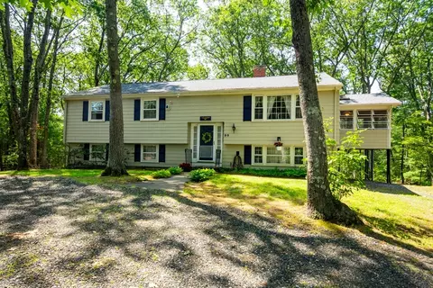 50 County Rd, Andover, MA 01810