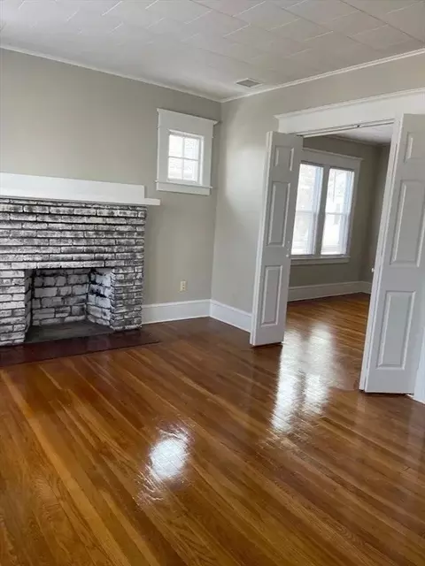 Living - 910-912 Belmont Ave, Springfield, MA 01108 photo 1 of 7