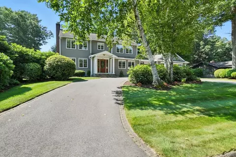 425 Inverness Ln, Longmeadow, MA 01106